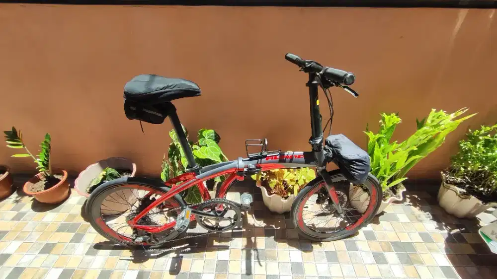 Sepeda atau sepedah lipat