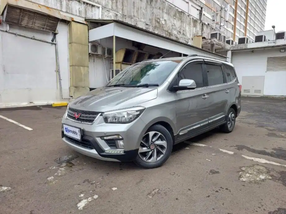 DP Murah Wuling Confero S  1.5 L ACT Lux Plus Bensin-MT 2020