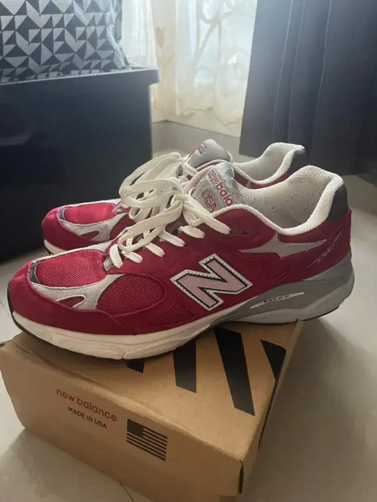 New Balance 990 V4 size 45