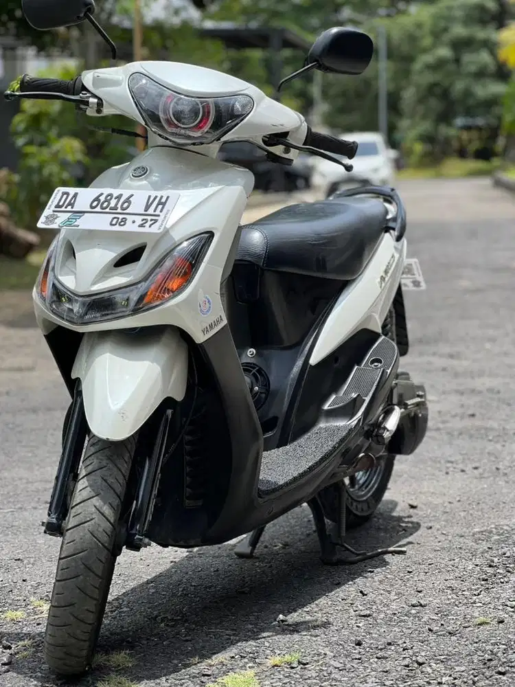 YAMAHA MIO TAHUN 2011 5TL ( mio smile )