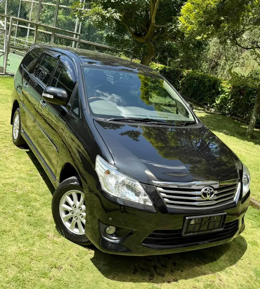 (30RB KM !!) Toyota Innova V Bensin 2011 AT (Captain Seat) Istme Antik