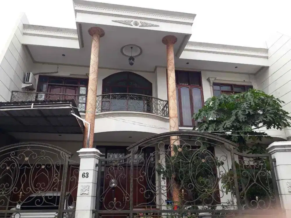 Di Jual Rumah 2 lantai di Siwalankerto
