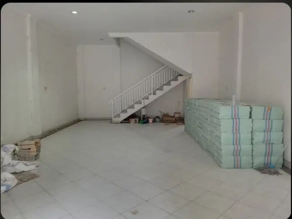 Dijual Ruko di Kosambi Baru Posisi Hook, Lt.6x10m2, Harga Nego