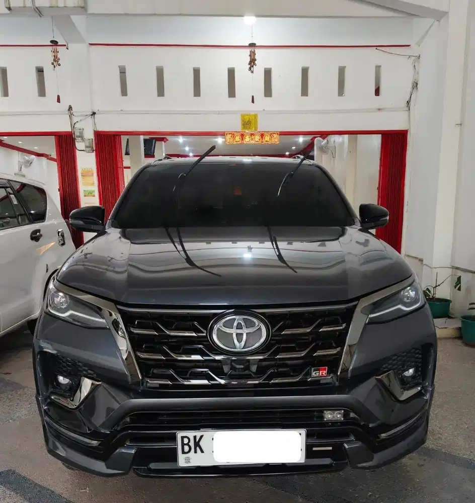 TOYOTA FORTUNER 2.8 VRZ GR SPORT TURBO DIESEL 4x2 AUTOMATIC 2023