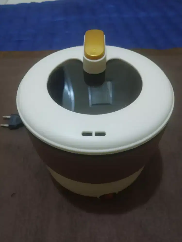 Jual Kompor Listrik 1,2 Liter Bisa Rebus Bisa Goreng Mulus !!