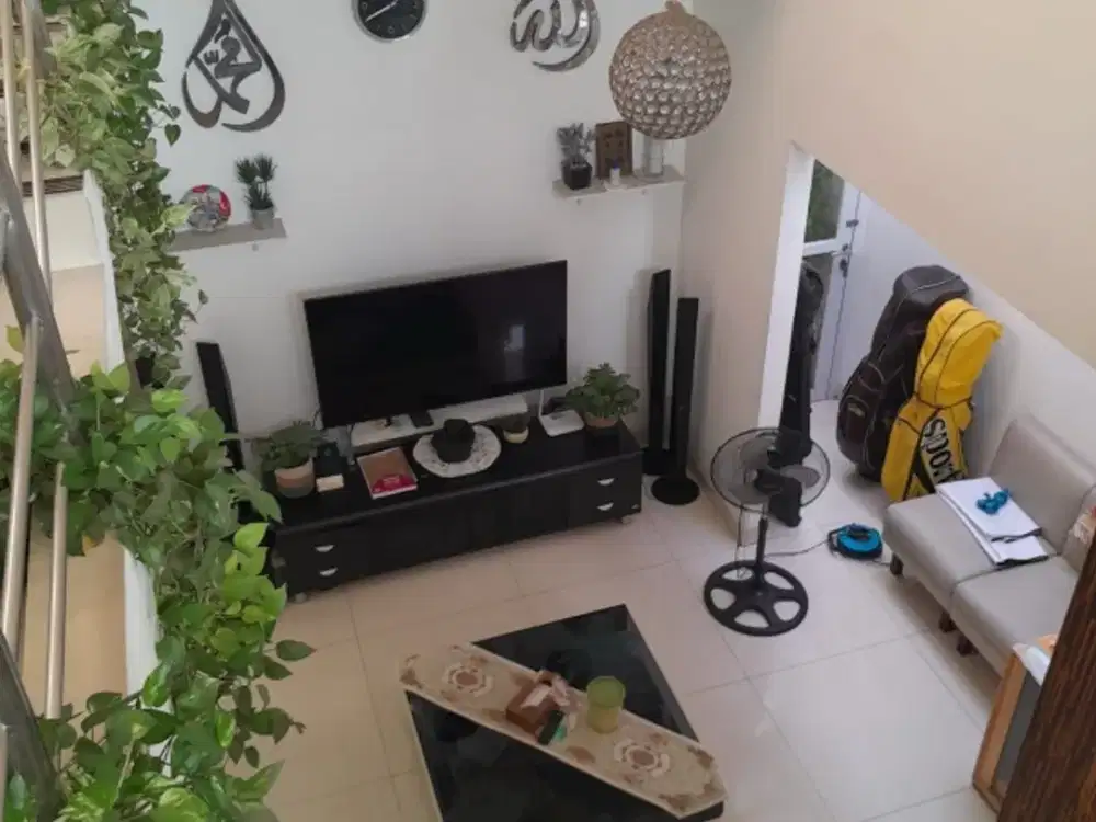 Djual rumah fully furnished di pondok bambu