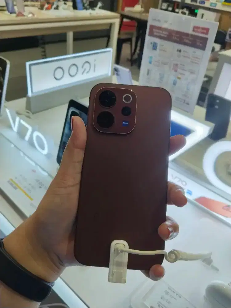 HP Vivo V70 by Kredivo