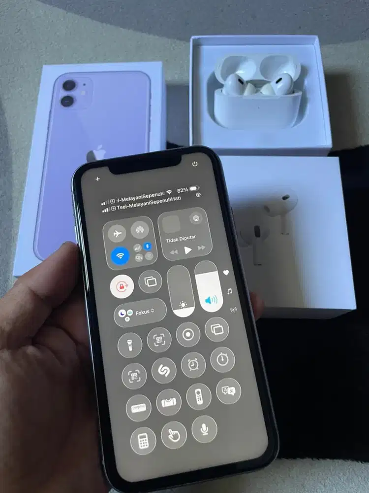 Iphone 11 128gb resmi beacukai bisa dualsim setara ibox