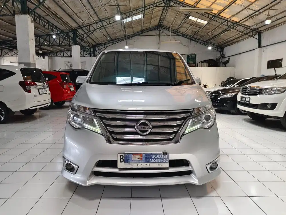 Nissan Serena HWS AT 2017 Istimewa Mulus Terawat Siap Pakai