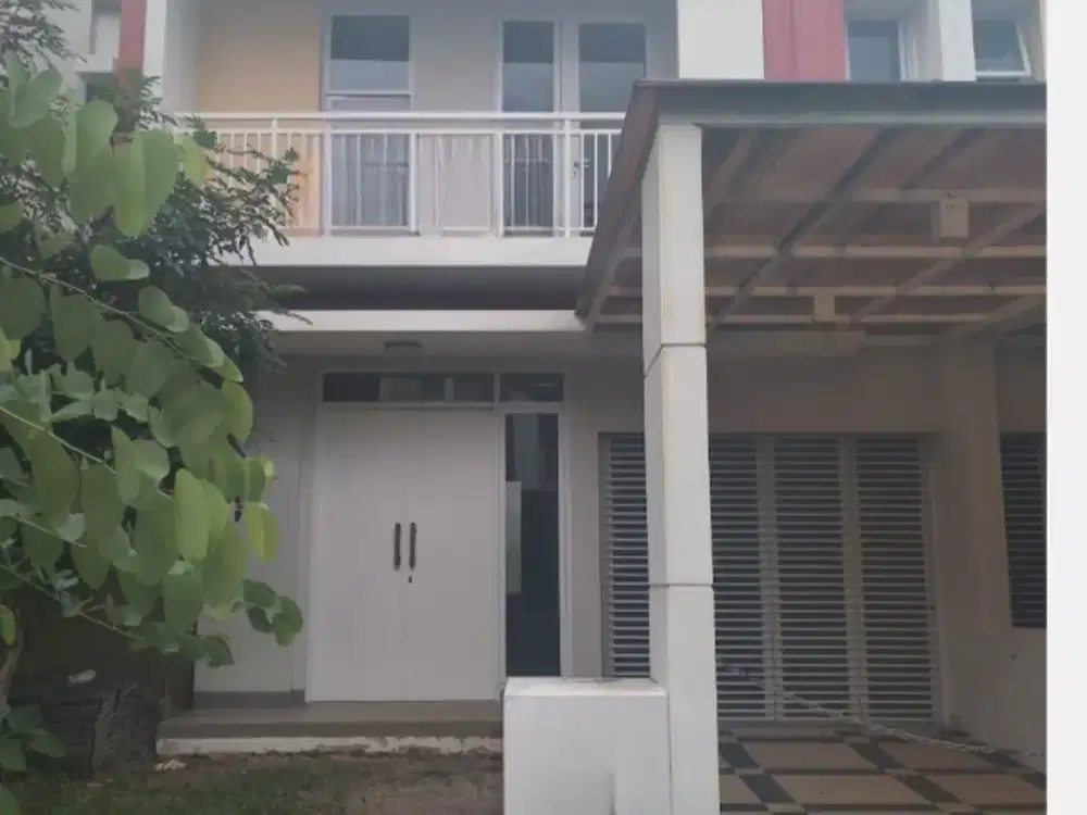 Dijual rumah 2 lantai di cluster Bluebell Summarecon
