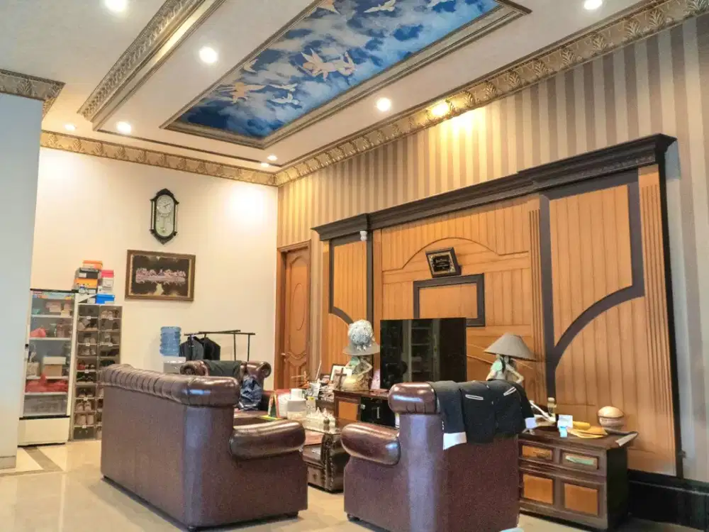 Dijual Rumah Mewah Mediterania PIK LT 469 Full Furnished Garasi 4 Mobil Depan Taman