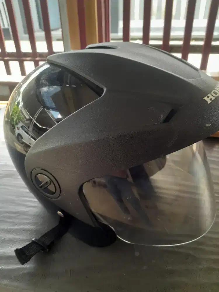Di jual helm murah aja