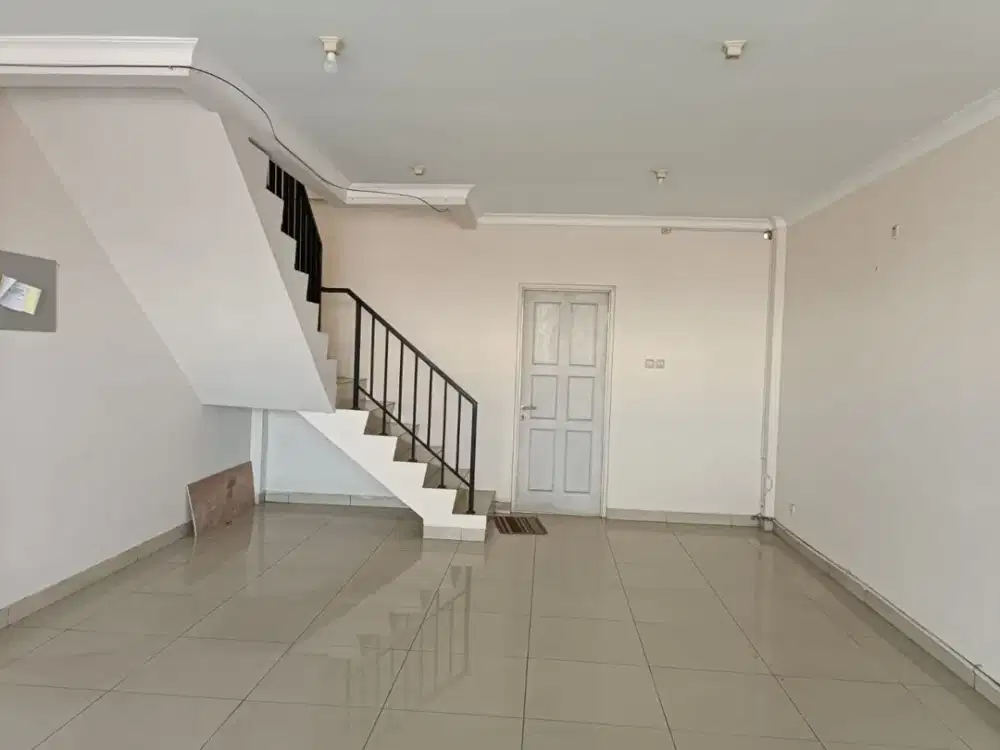 Dijual dan Disewa ruko strategis di kawasan bisnis Kota Harapan Indah, cocok untuk usaha, kantor, maupun investasi.