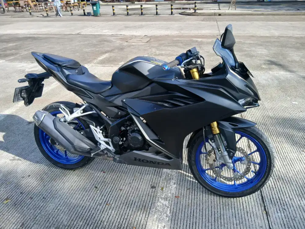 Honda All New CBR 150R thun 2023 full orsinil luar dalam tinggal Gasss
