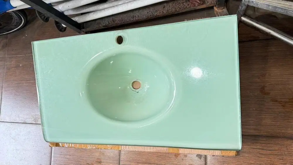 Wastafel import kaca temper