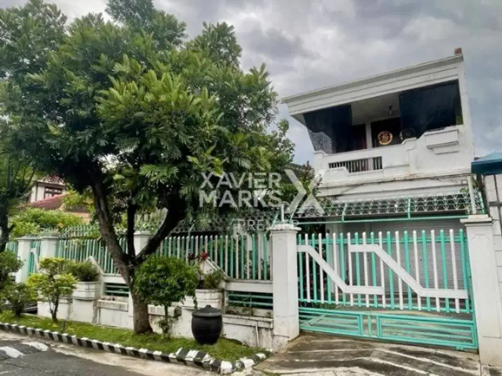 Dijual Rumah Furnish Terawat Siap Huni di Jl Burung-burung Malang