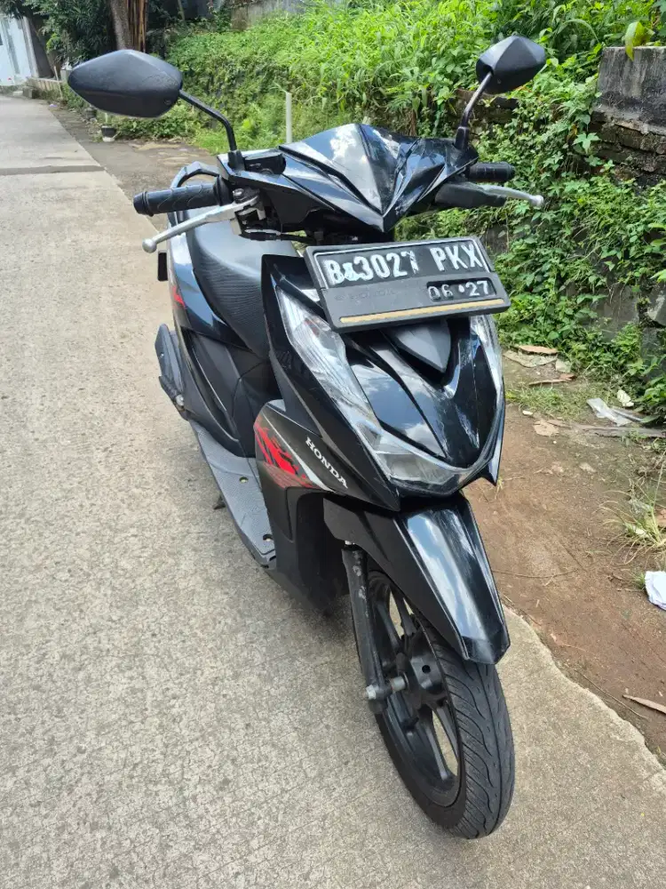 Honda Beat CBS sporty 2022 bagus banget ban tebal terawat pajak hidup