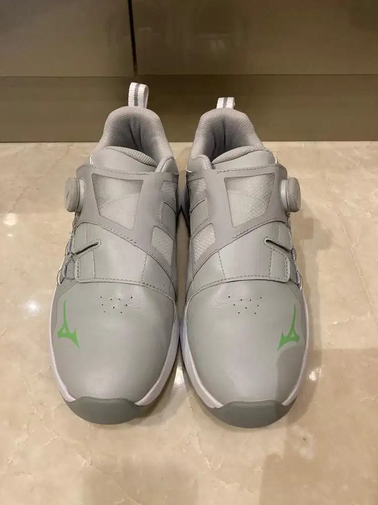 Sepatu Golf BOA Dial Original – Kondisi Bagus Preloved