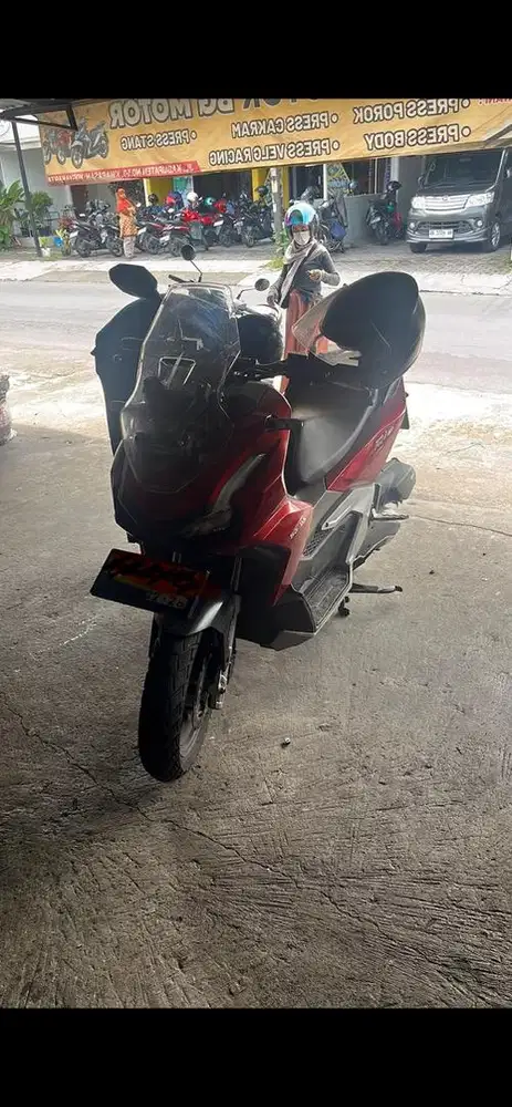 Honda Adv 160 Merah CBS