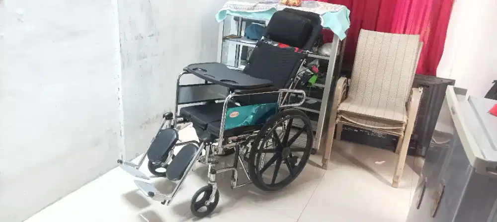 Avico Kursi Roda 5 in 1