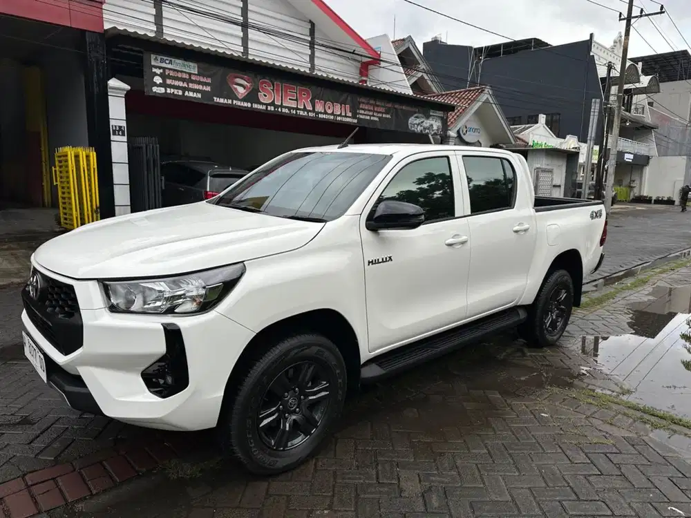 Toyota Hilux G MT 4x4 Double Cabin 2025 Km 100perak Masih Baru