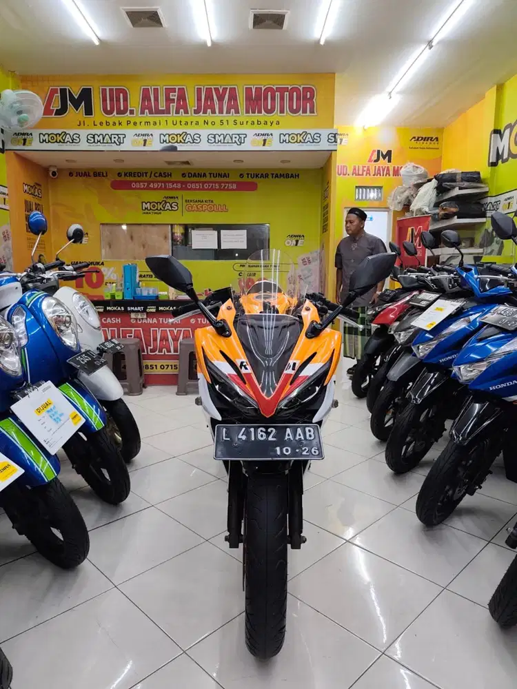 Harga Terjangkau ^ Honda CBR 150 th 2016