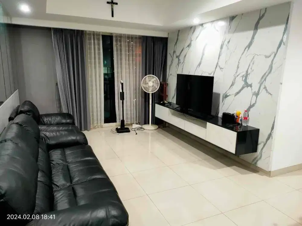 Dijual apartement Kensington lokasi tersepan di kelapa gading. full furnished bagus