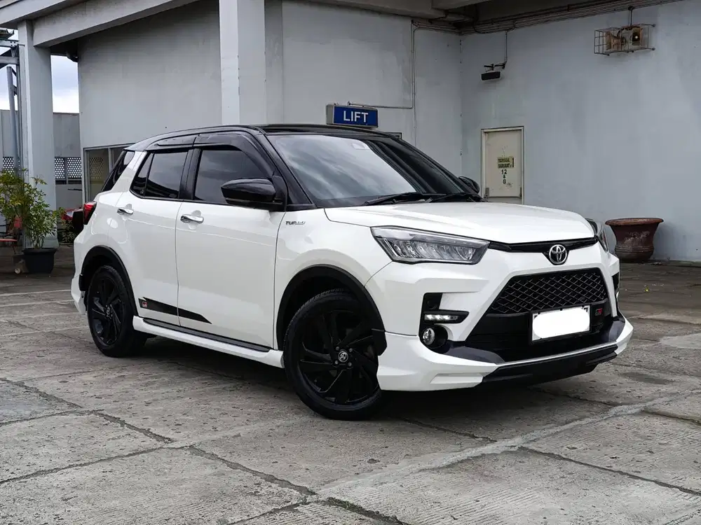 (TDP 15 JT) LOW KM 34 RB ! RAIZE GR SPORT 1.0 TWO TONE TSS CVT PUTIH !