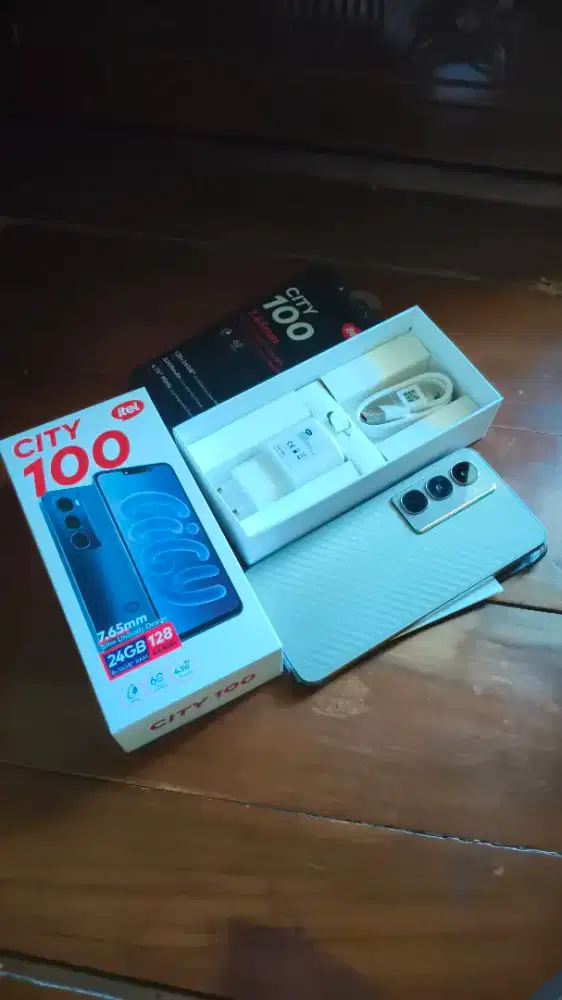 iTel City 100 8/128 Like New