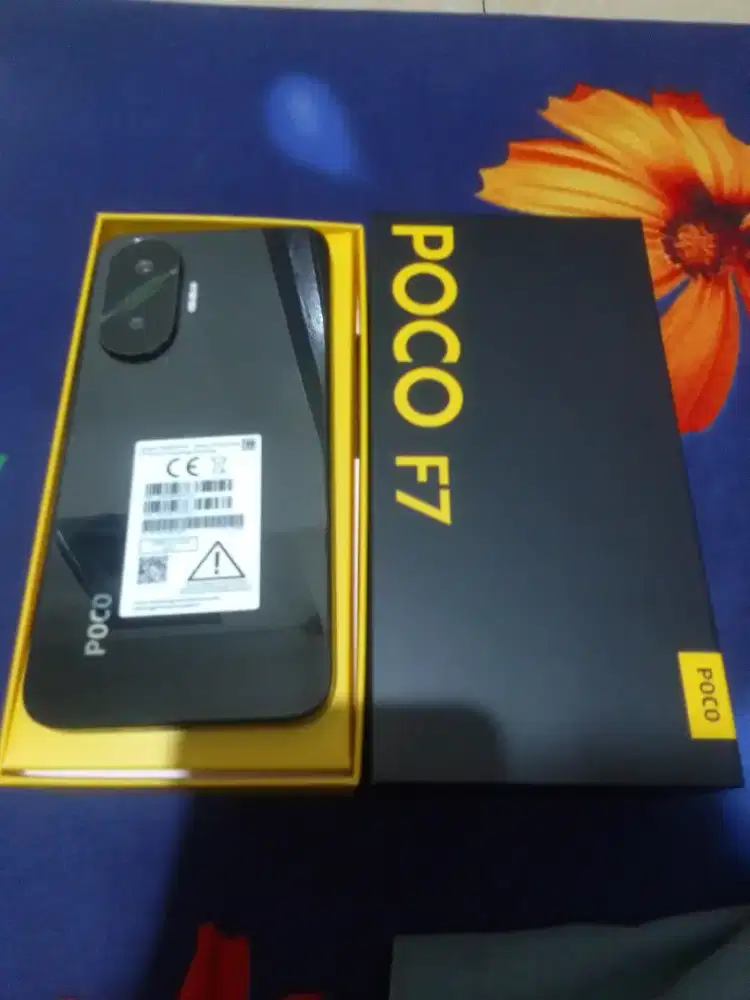 Poco F7 12/512gb
