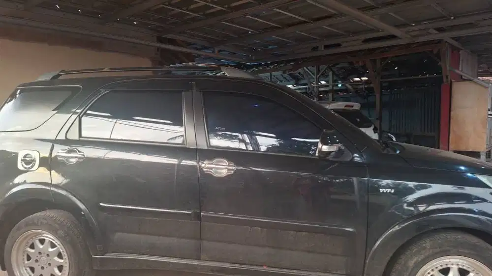 Toyota Rush G a/t Matic tahun 2010