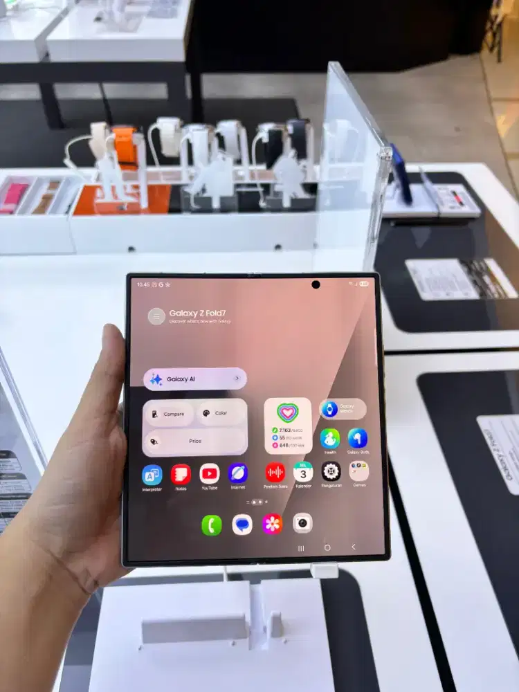 SAMSUNG GALAXY Z FOLD7