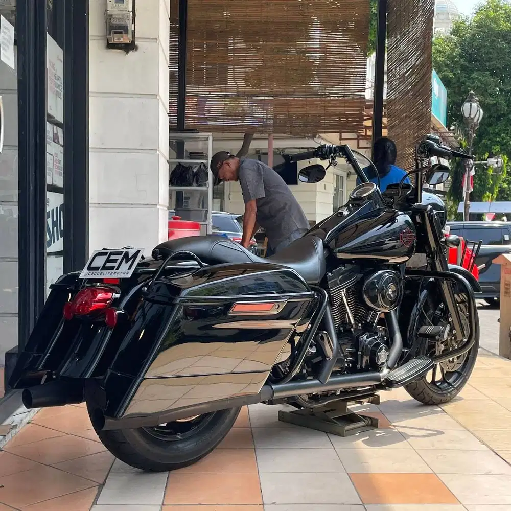 HD Roadking Nik 2006 Karbu motor siap pakai terawat
