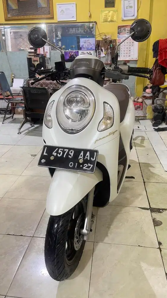 SCOOPY PRESTIGE 110 th 2021