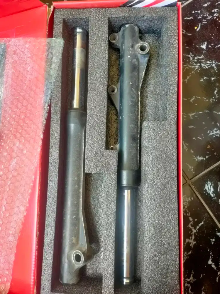 Shock depan vario 150