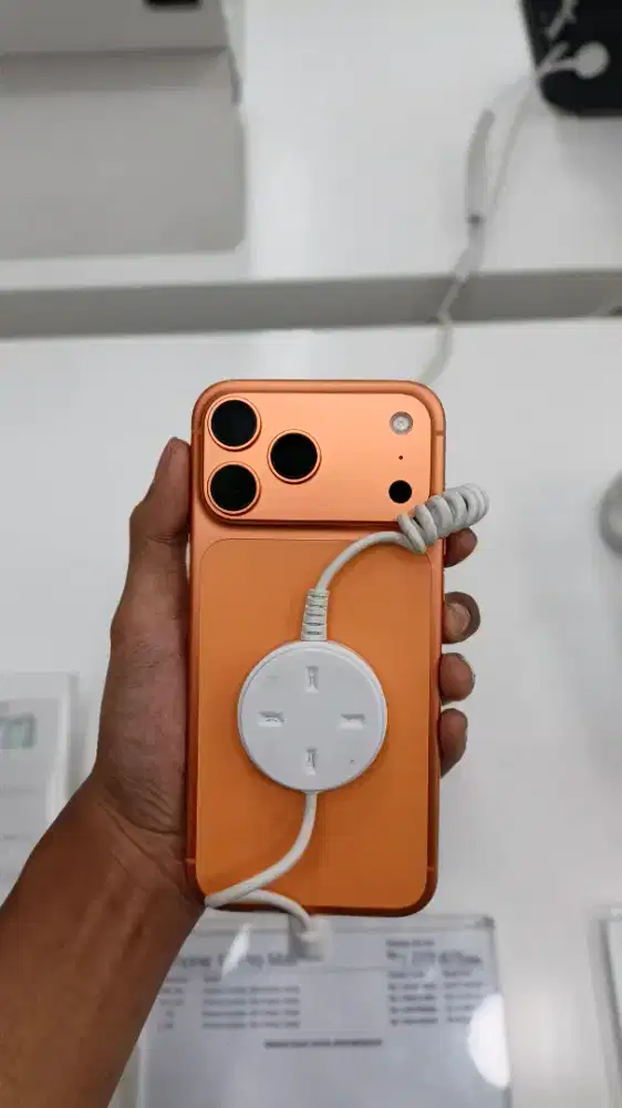 CICILAN iPhone 17 Promax