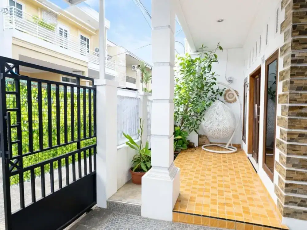 RUMAH BAGUS HARGA MURAH DALAM KOMPLEK DEKAT TOL di SETU CIPAYUNG JAKARTA TIMUR