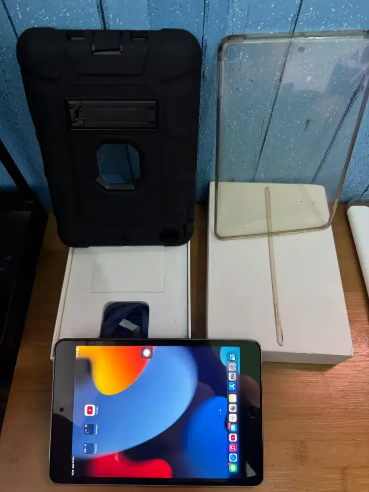 Ipad mini 4 celuler 16 gb Lengkap