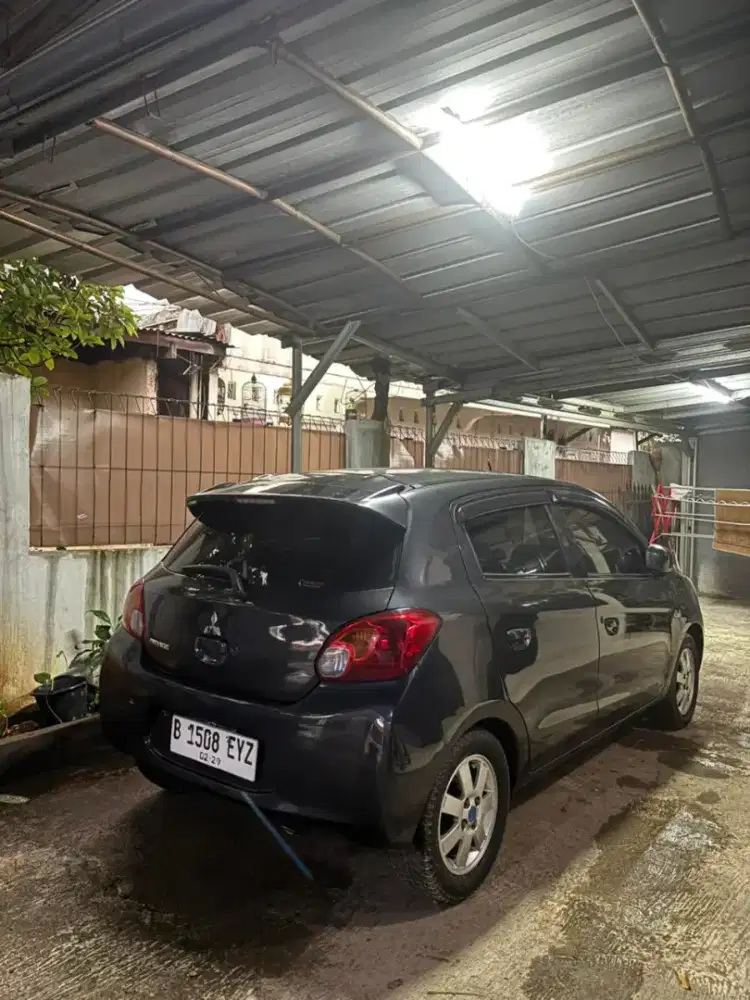 Mitsubishi mirage Exceed 2012 Matic