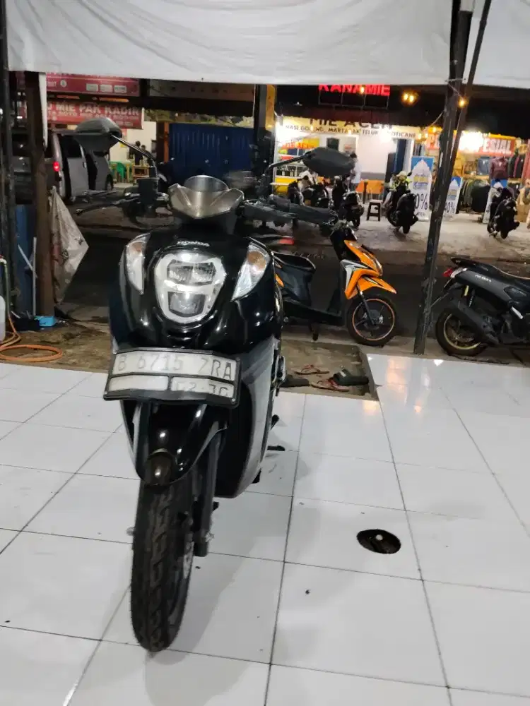 Honda genio cbs iss 2020 pajak hidup