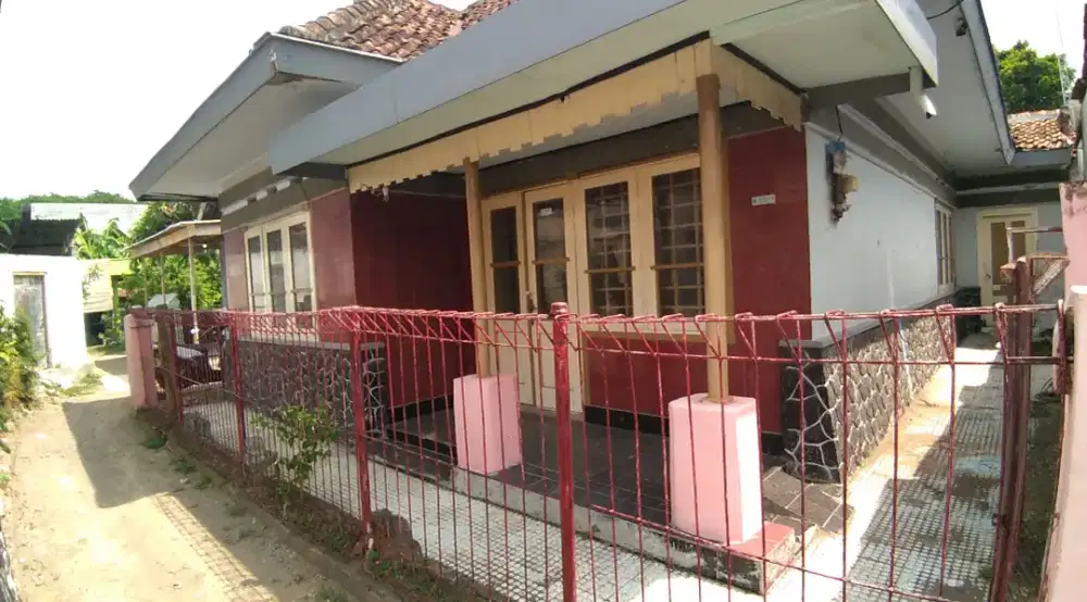 Rumah Strategis Pusat Kota Nganjuk, Alun - alun Nganjuk