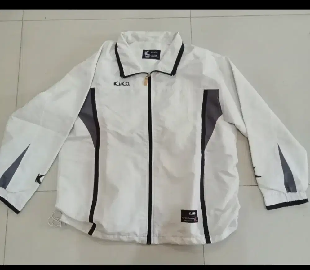 Jaket pria bekas msh bagus, putih