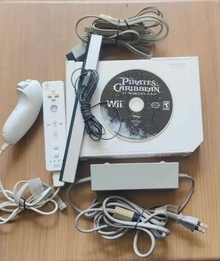 Nintendo Wii original kondisi normal siap main