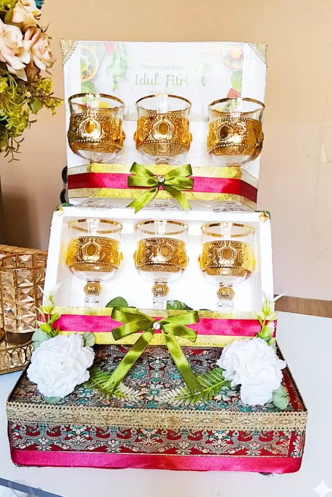 Parcel hampers lebaran