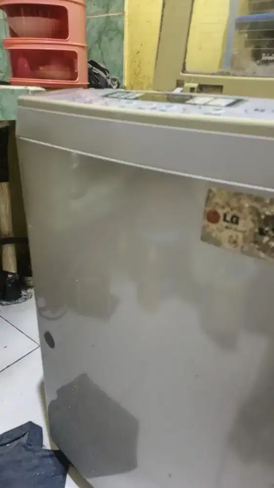 Mesin cuci LG 8kg