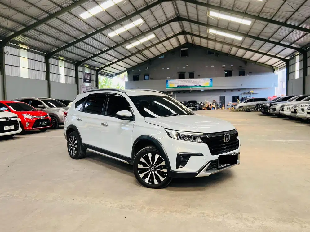 Honda BRV 1.5 Prestige CVT 2022 / 2023 AT Matic, Sangat terawat