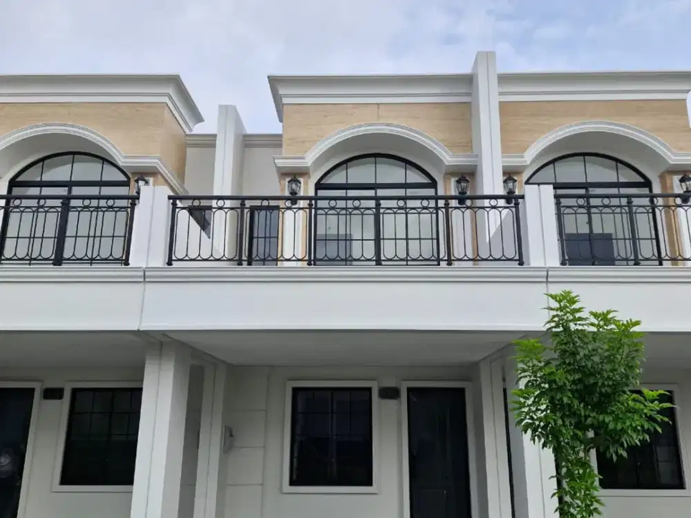 DIJUAL RUMAH PIK 2 CLUSTER BUKIT NIRMALA UK 4.5X10 (2 LANTAI) BRAND NEW BALKON BESAR TERMURAH