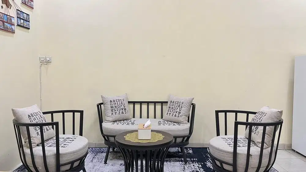 Kursi sofaa INFORMAA