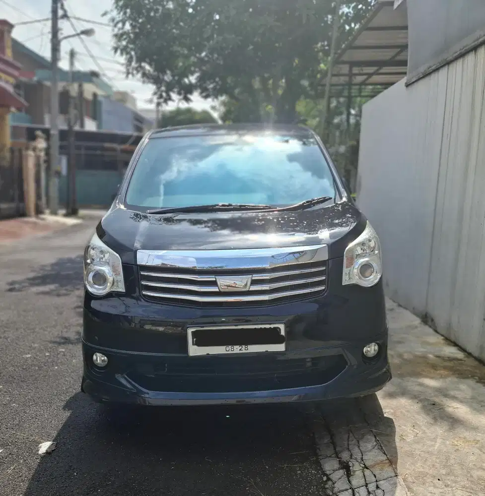 Toyota Nav1 2015 Bensin