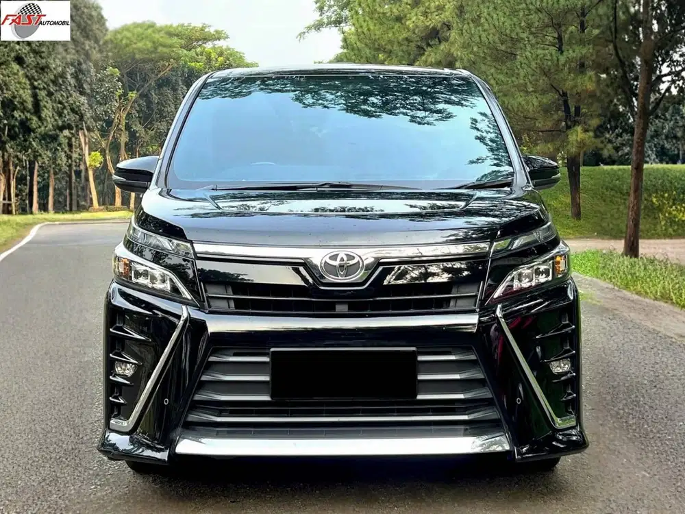 TOYOTA VOXY 2018 2.0 AT PANORAMIC KM.76RB RECORD & PAJAK PANJANG